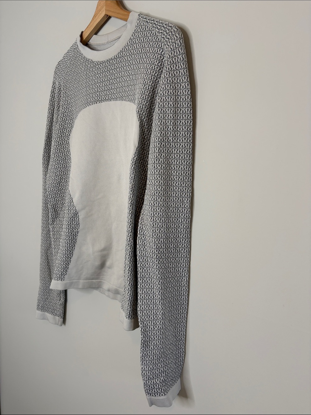 lululemon athletica Light Gray Textured Crewneck Sweater - Picture 2 of 7